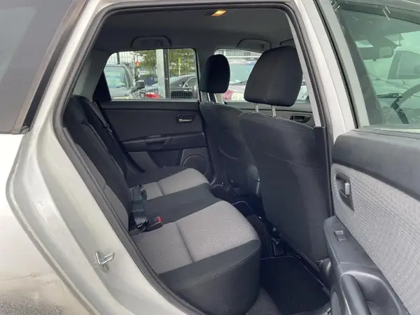 2006 Mazda Axela 1.5L Carousel 7