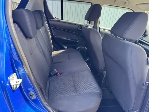 2012 Suzuki Swift Carousel 7