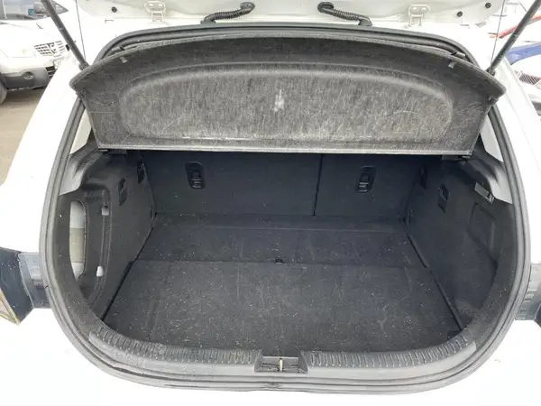 2006 Mazda Axela 1.5L Carousel 5