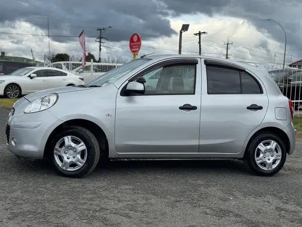 2012 Nissan March Carousel 1