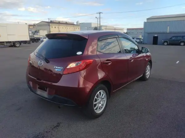 2012 Mazda Demio Carousel 5