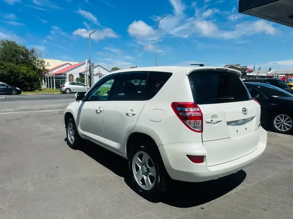2015 Toyota RAV4 Carousel 4