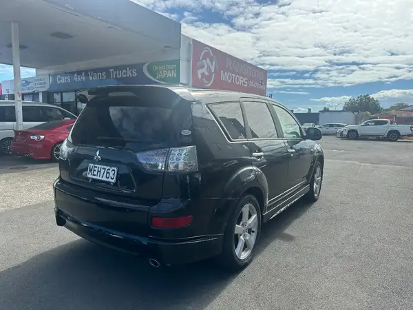 2005 Mitsubishi Outlander 7 Seater Carousel 5