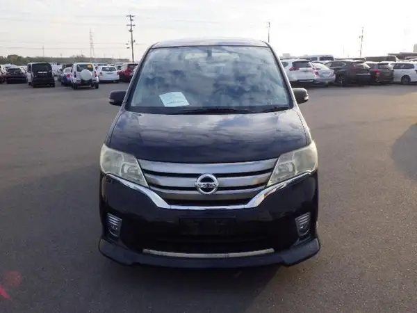 2013 Nissan Serena