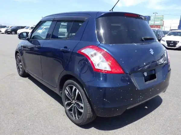 2014 Suzuki Swift Carousel 1