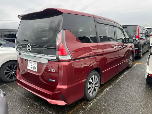 2017 Nissan Serena 5D HIGHWAY STAR PROPILOT EDITION Carousel 1