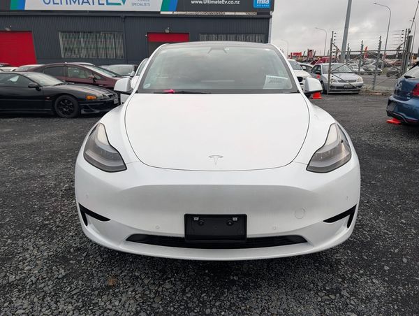 2022 TESLA Model Y Carousel 2