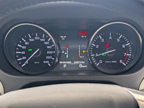 2016 Land Rover Discovery Sport SE Si4 Carousel 1