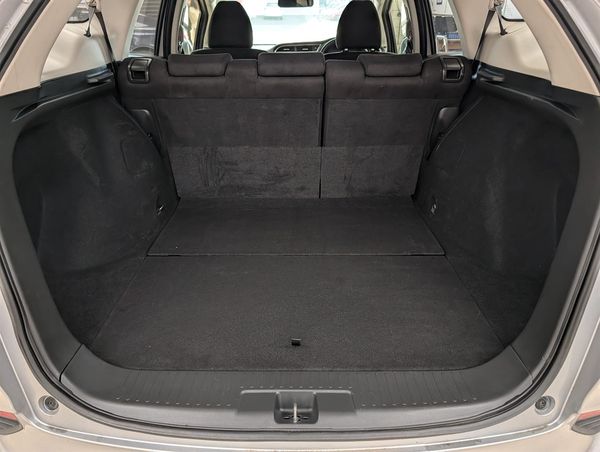 2017 Honda Shuttle Hybrid Carousel 3