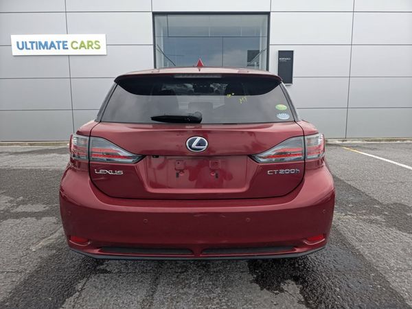 2012 Lexus CT200 h Carousel 6
