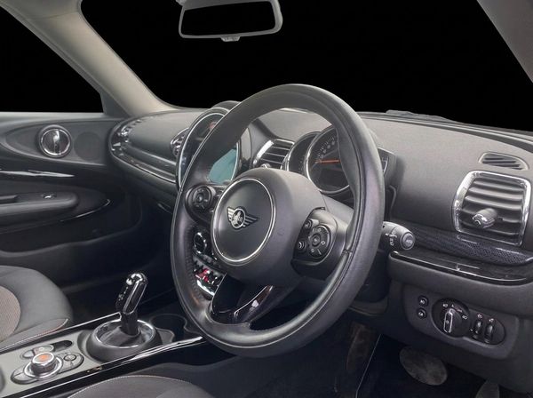 2020 Mini Cooper D Clubman Carousel 2