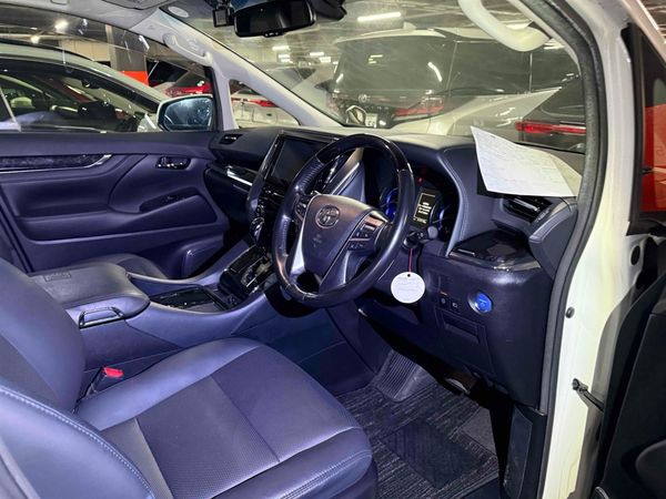 2021 Toyota Alphard HYBRID E-FOUR Carousel 2