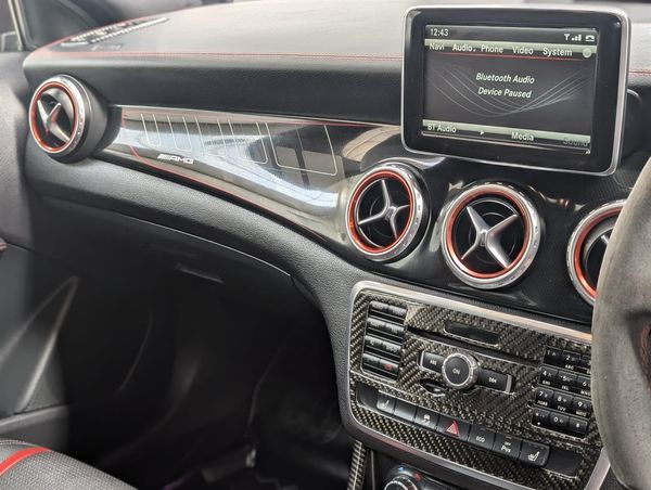 2015 Mercedes-Benz GLA45 AMG Carousel 3