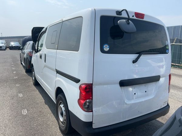 2020 NISSAN NV200 Carousel 1