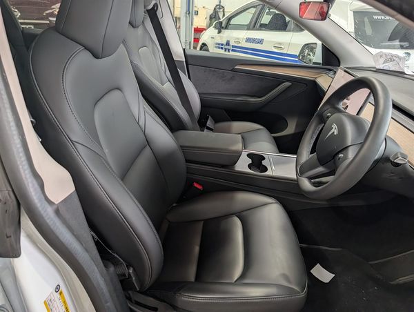2022 TESLA Model Y Carousel 8