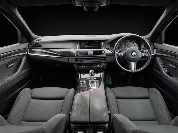2017 BMW 523i M Sport Carousel 15