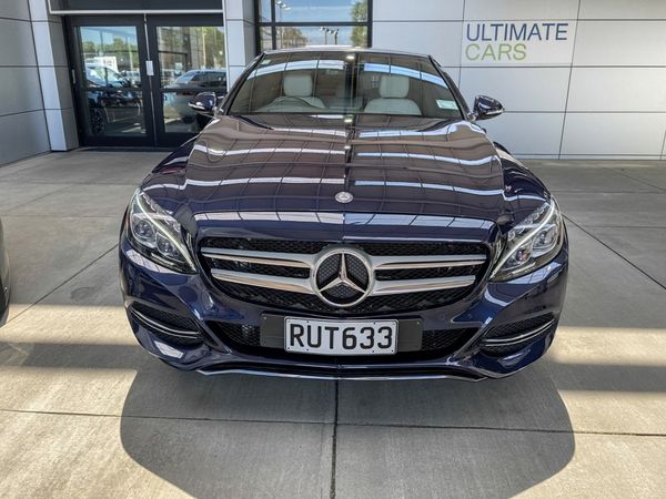 2015 Mercedes-Benz C-Class 4D C200 Carousel 7