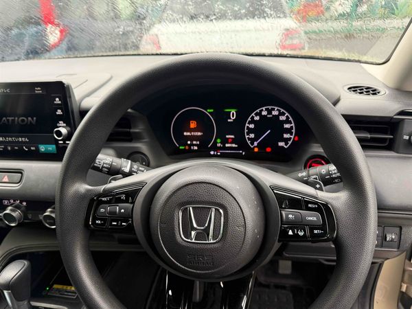 2022 Honda Vezel HEV X Carousel 4