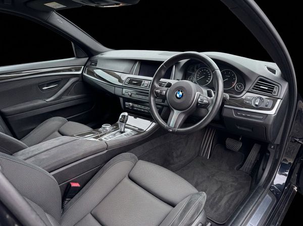 2017 BMW 523i M Sport Carousel 2