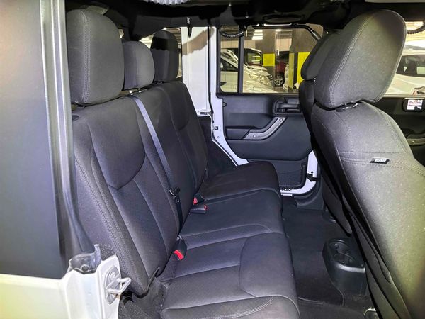 2015 Chrysler Jeep Wrangler Unlimited 4wd Carousel 3