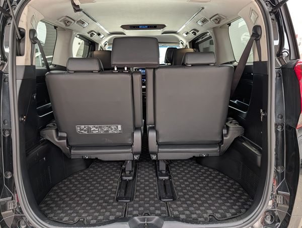 2016 Toyota Alphard Carousel 4