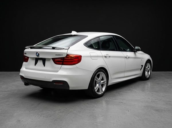 2014 BMW 320i GT M Sport Carousel 17