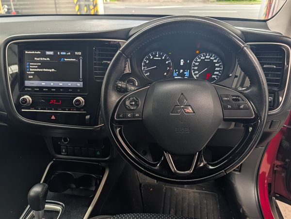 2022 Mitsubishi OUTLANDER Carousel 9