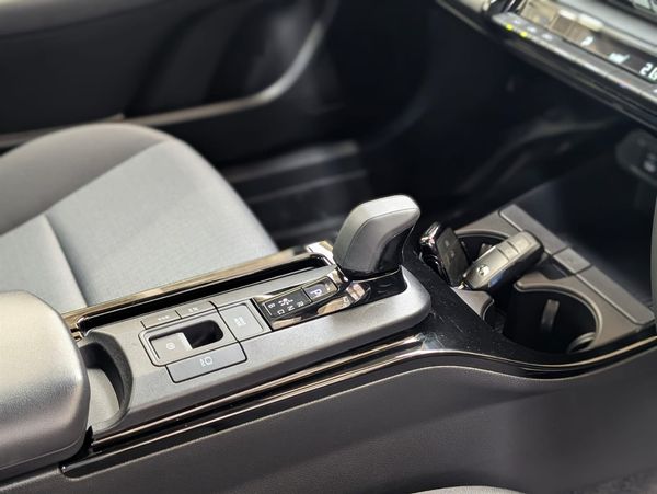 2023 Toyota Prius X Carousel 1