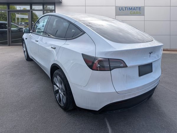 2022 TESLA Model Y Carousel 4