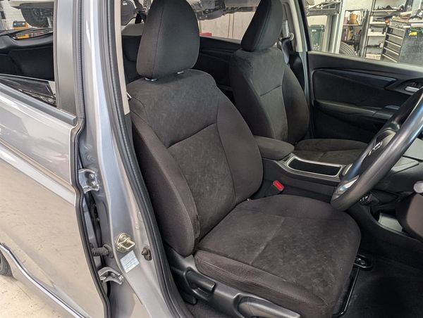 2017 Honda Shuttle Hybrid Carousel 9