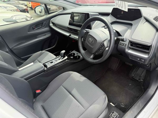 2023 Toyota Prius Carousel 2