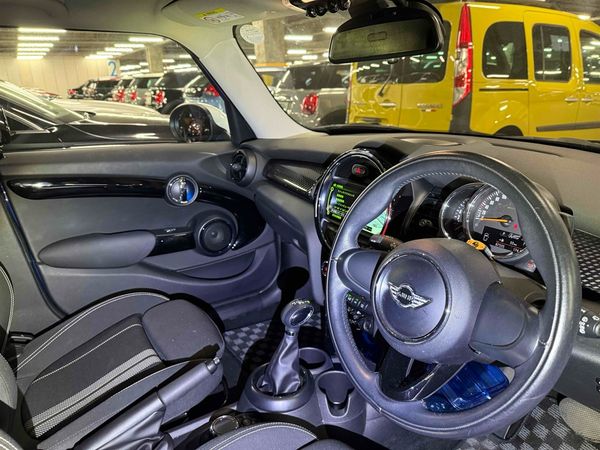 2015 Mini cooper Carousel 2