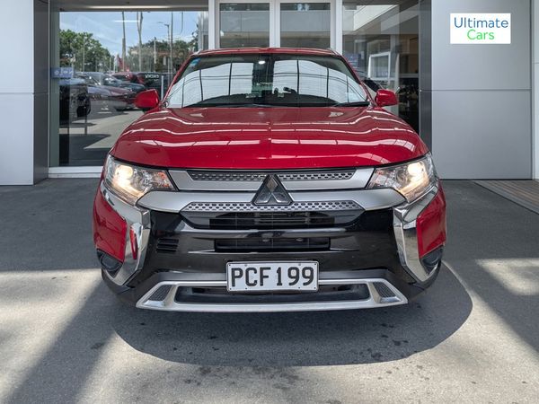 2022 Mitsubishi OUTLANDER Carousel 4