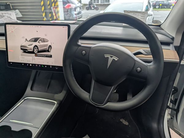 2022 TESLA Model Y Carousel 7