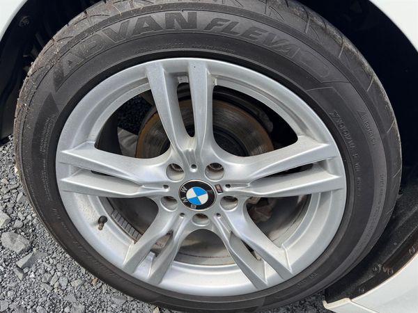 2014 BMW 320i GT M Sport Carousel 9