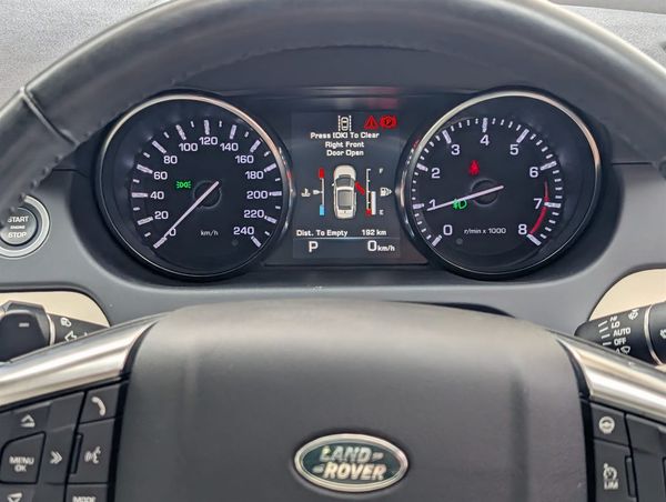 2016 Land Rover Discovery Sport HSE Luxury Carousel 13