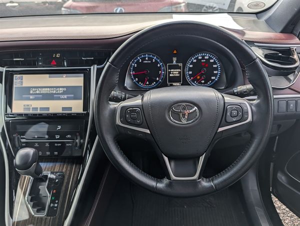 2014 Toyota Harrier Elegance Carousel 8