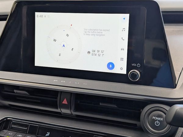 2023 Toyota Prius X Carousel 2