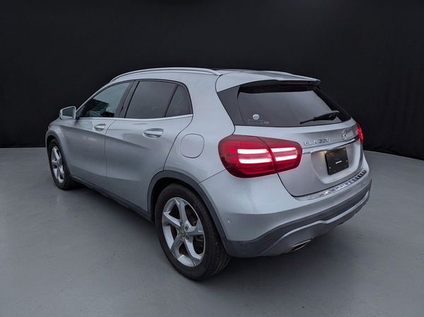 2017 Mercedes-Benz GLA220 4matic Carousel 16
