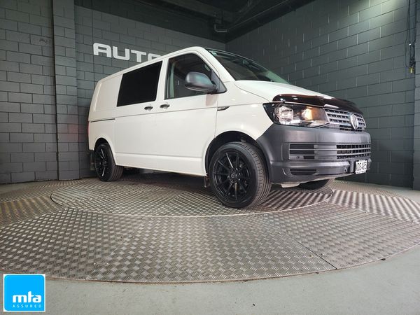 2020 Volkswagen T6 TRANSPORTER SWB 2.0D Carousel 14