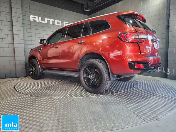 2017 Ford Everest TREND 3.2D/4WD/6AT Carousel 16
