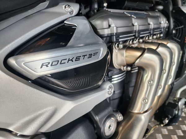 2023 Triumph Rocket 3 GT YJ1 Carousel 2