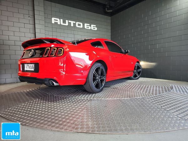 2014 Ford Mustang GT PREMIUM GT/CS Carousel 10