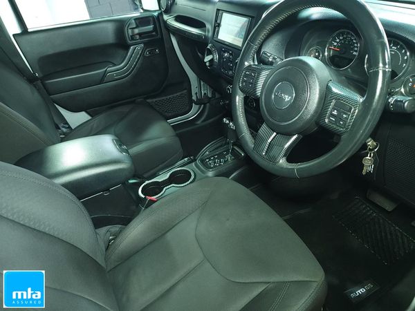 2015 Jeep Wrangler SPORT UNLIMITED 3.6P Carousel 3