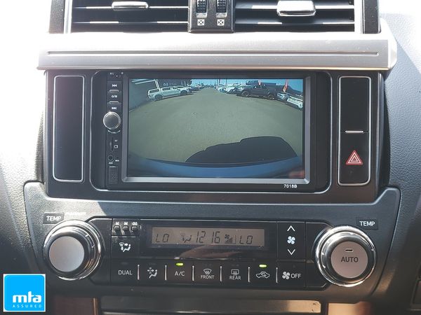2015 Toyota Land Cruiser Prado Carousel 1