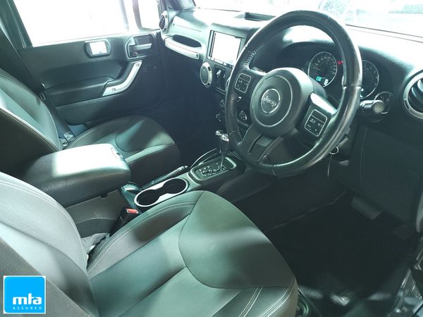 2017 Jeep Wrangler SPORT UNLIMITED 3.6P Carousel 2