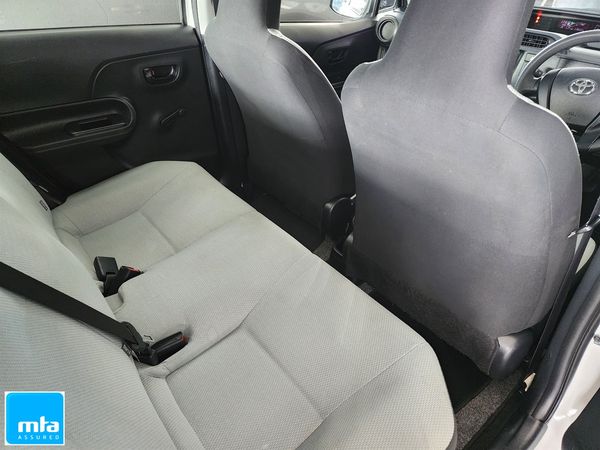 2016 Toyota Aqua Carousel 5
