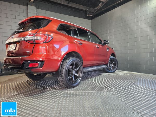 2017 Ford Everest TREND 3.2D/4WD/6AT Carousel 11