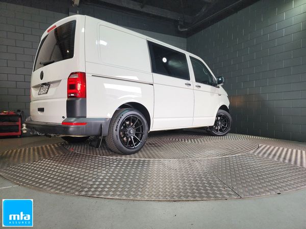 2020 Volkswagen T6 TRANSPORTER SWB 2.0D Carousel 11