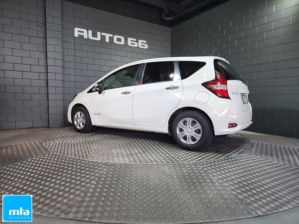 2017 Nissan Note E-POWER Carousel 8